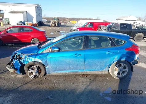 2014 Ford Focus Se z USA, uszkodzony, nr VIN 1FADP3K2XEL152263